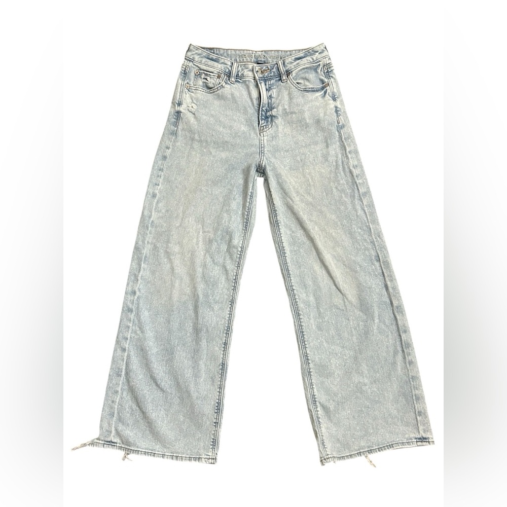 American Eagle Outfitters Light Blue super highrise baggy Wide Leg Jeans